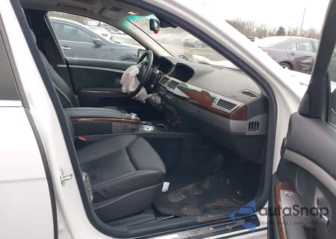 2006 BMW 750Li z USA, uszkodzony, nr VIN WBAHN83546DT29566